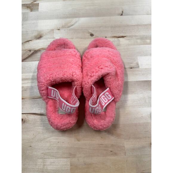 UGG Women's Size 7 Fluff Yeah Sheep Fur Slipper Slides - Picture 1 of 5